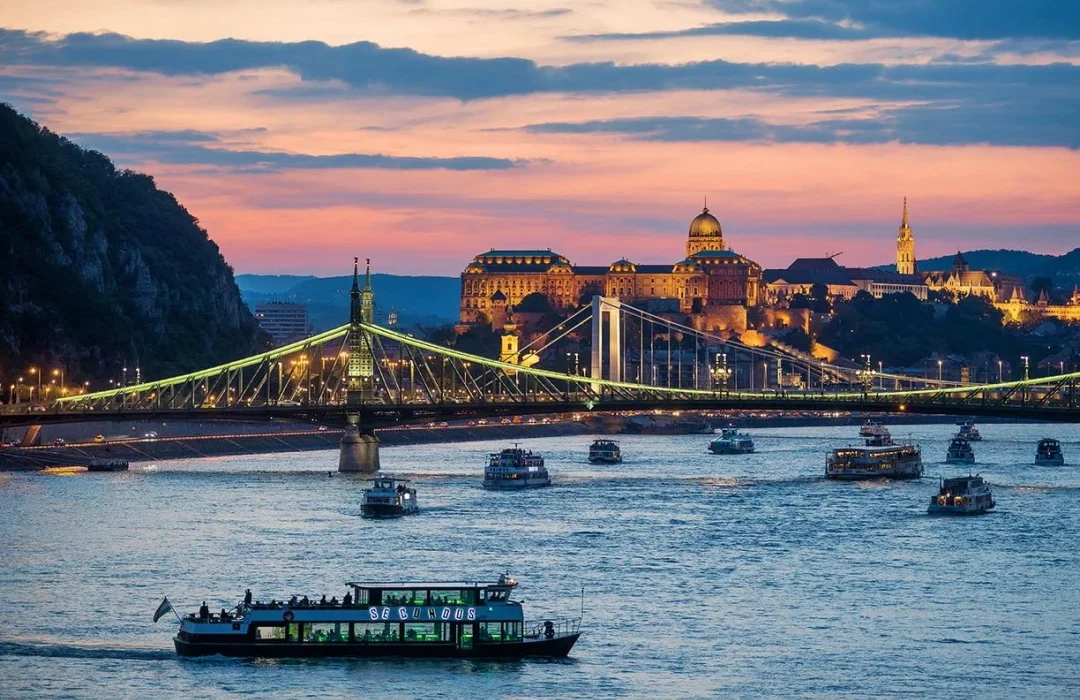 Budapest en 2, 3 ou 4 jours : bons plans, bains thermaux, spécialités hongroises et secrets d'un guide local francophone